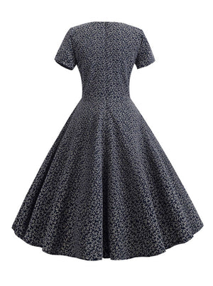 1950s Vintage Floral Short Sleeve Pleated Swing Dress