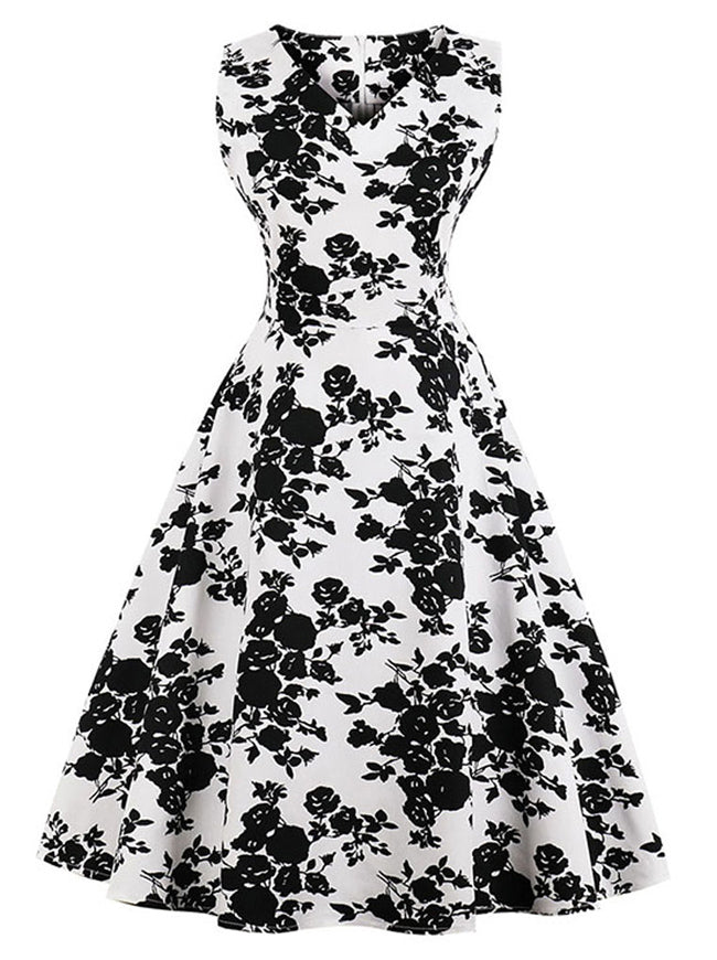 Casual 1950's Vintage Polka Dot Holiday Cocktail Party Dress